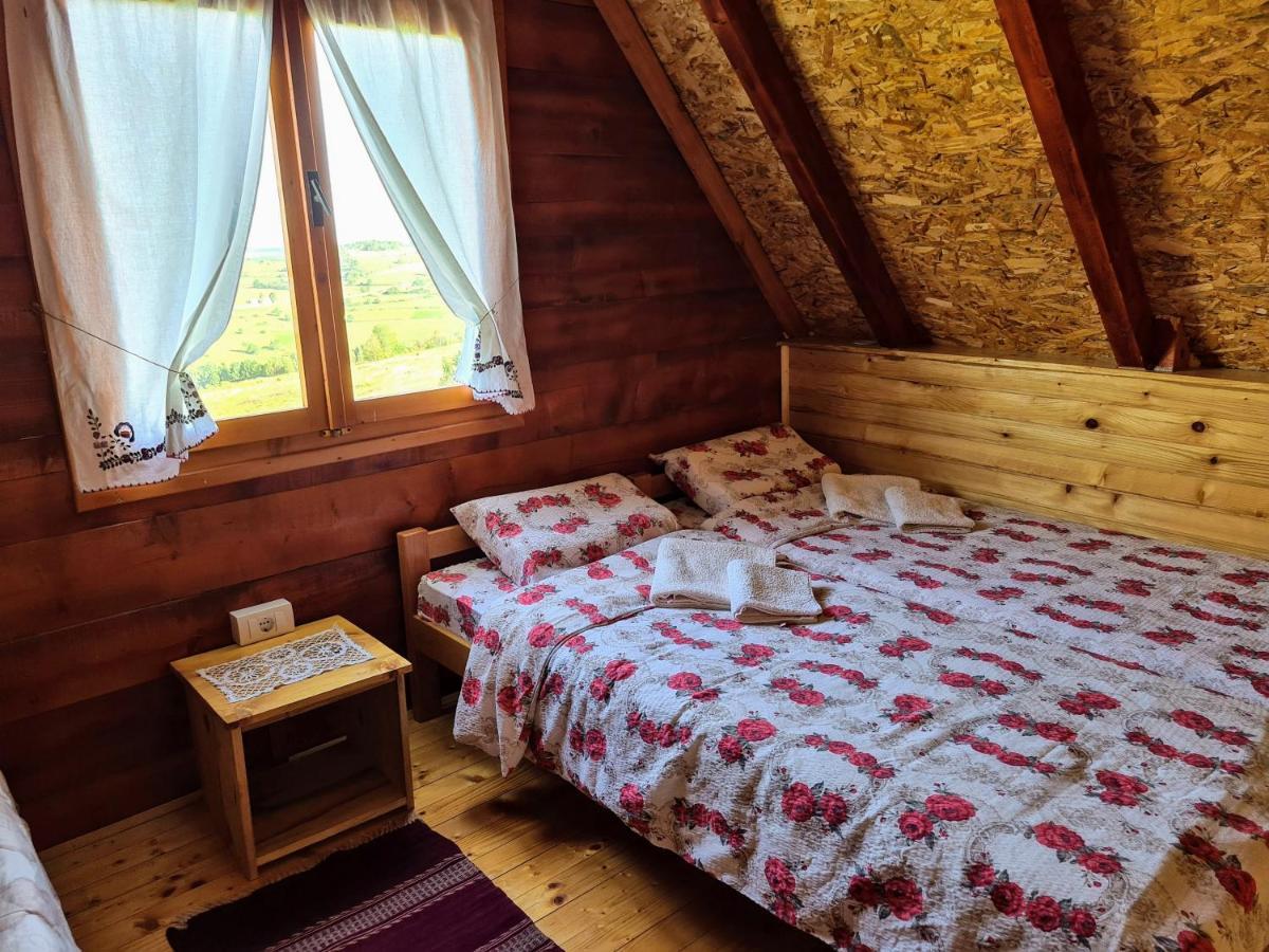 Markove Kolibe 1, Uvac,Vecaa Сеница Экстерьер фото